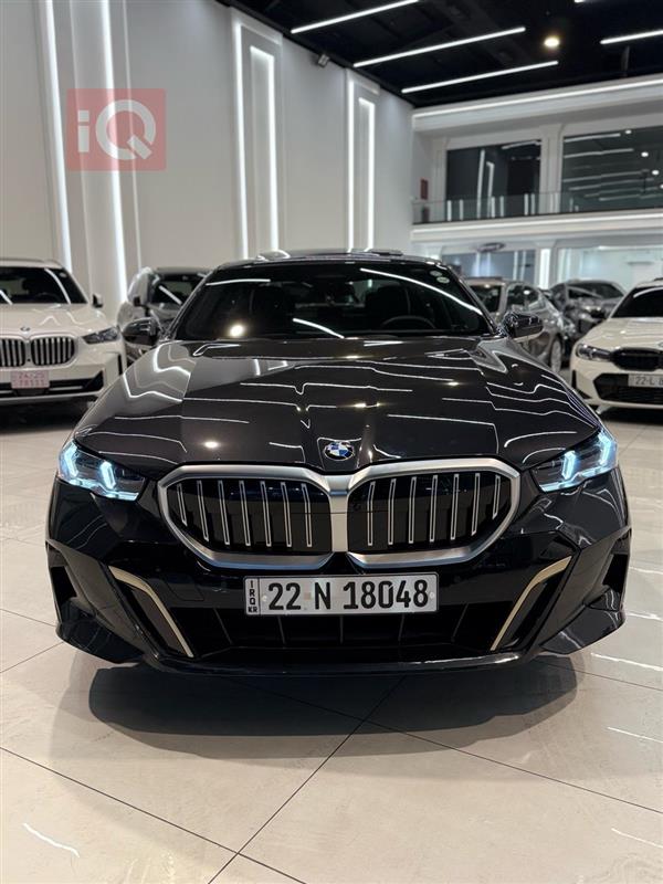 بی ئێم دەبڵیو سیریەس 5 2024  بۆ فرۆشتن لە عێراق - هەولێر